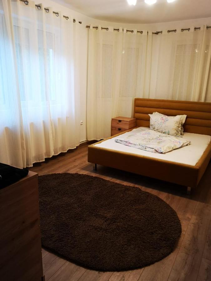 Apartamente Bobo ซินจอร์จู เด มูเรช ภายนอก รูปภาพ
