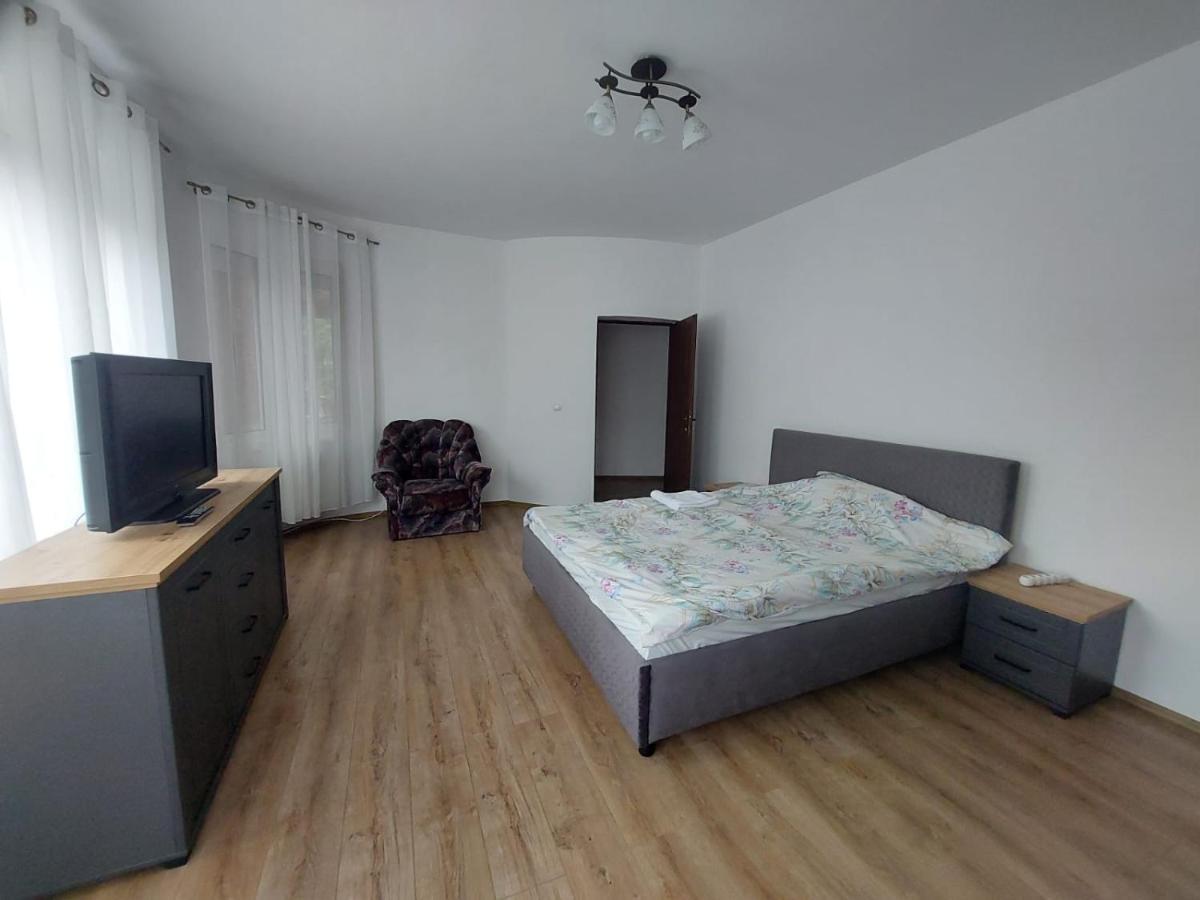 Apartamente Bobo ซินจอร์จู เด มูเรช ภายนอก รูปภาพ